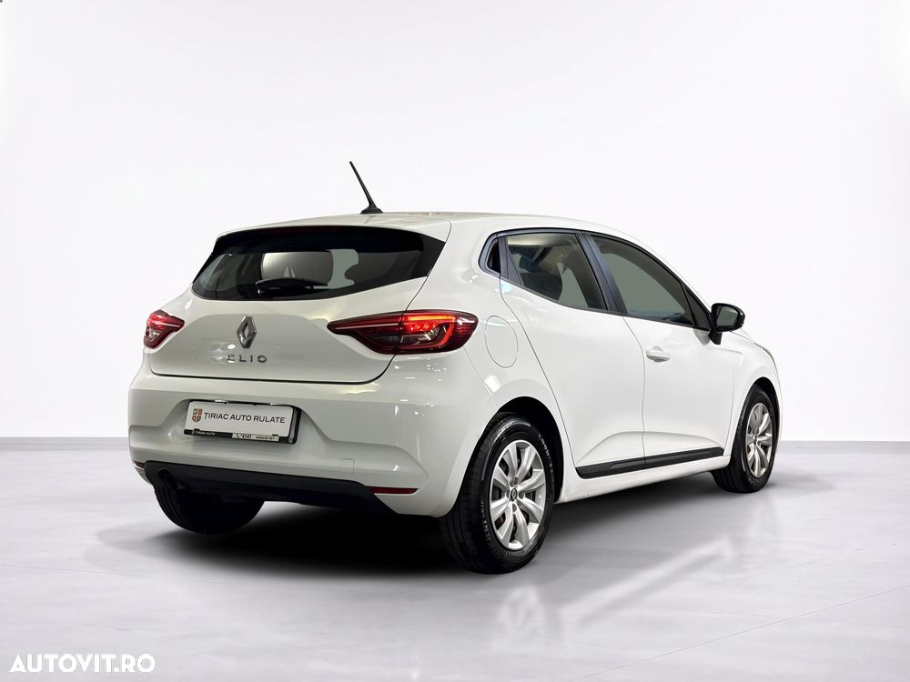 Renault Clio - 6