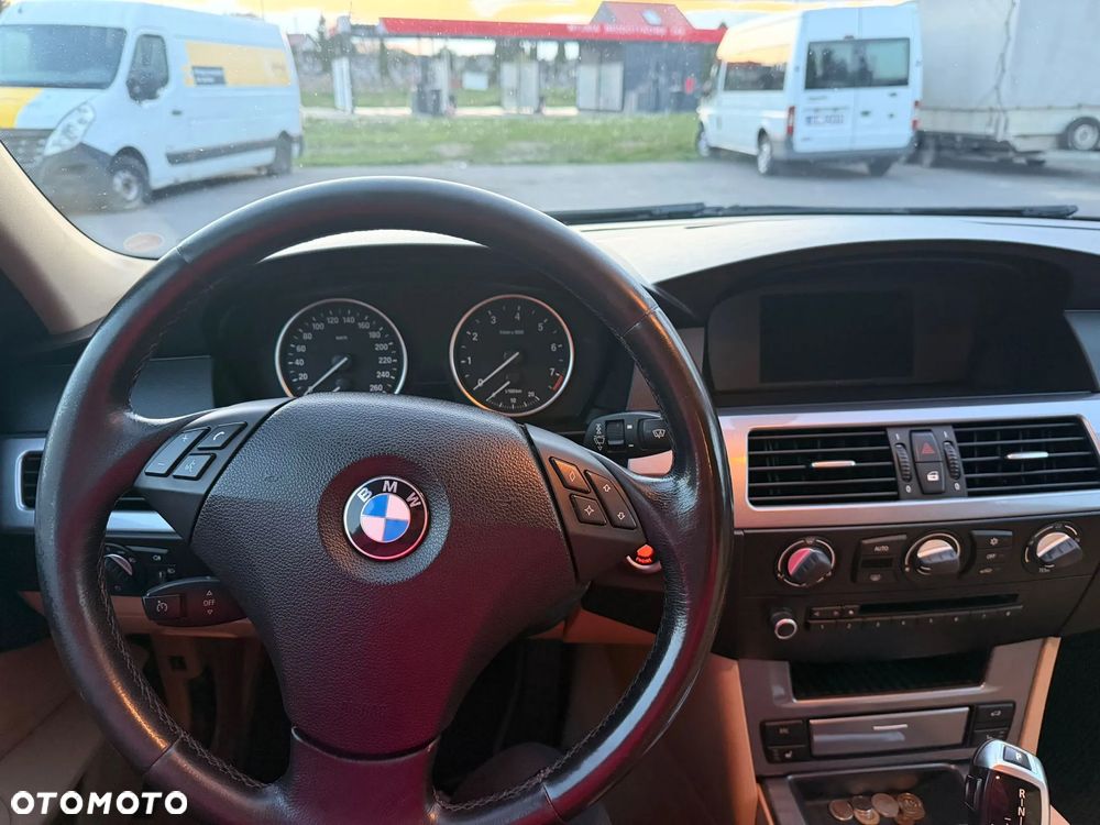 BMW Seria 5 525i - 20