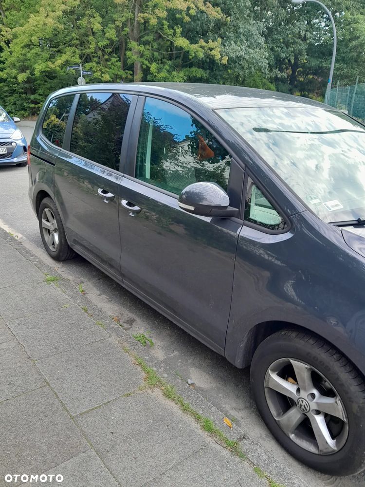Volkswagen Sharan - 3