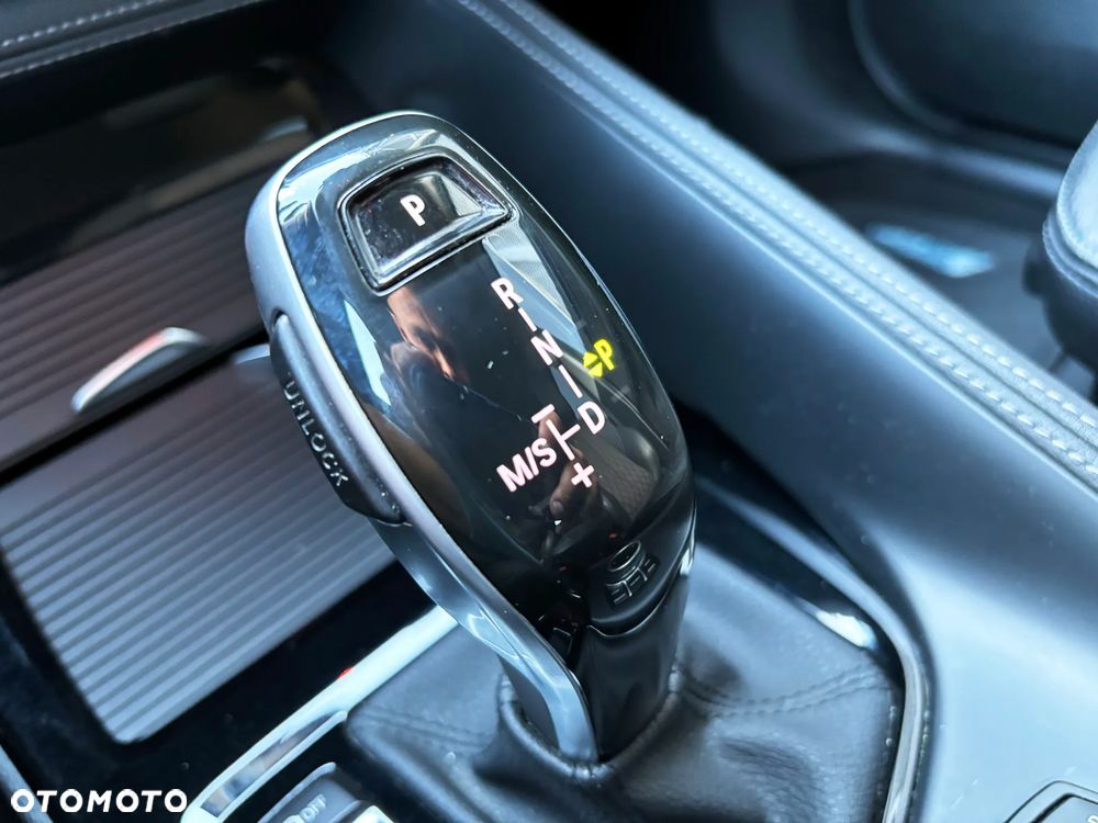 BMW X1 sDrive18i GPF xLine - 23