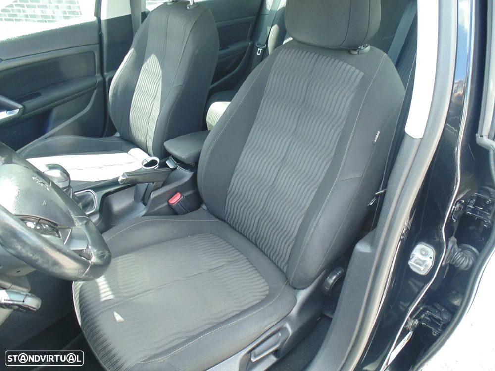 Peugeot 308 1.6 HDi Active - 24
