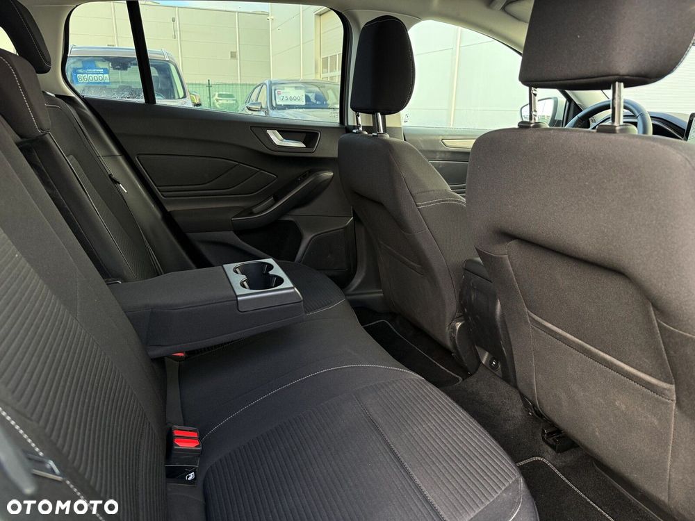 Ford Focus 1.0 EcoBoost mHEV Titanium X - 26