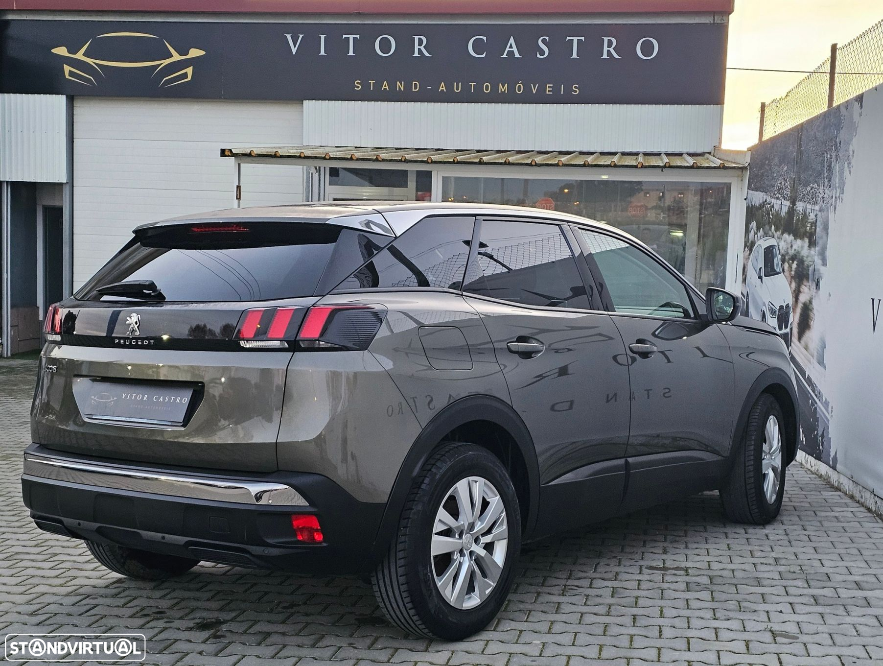 Peugeot 3008 1.5 BlueHDi Active Pack EAT8 - 6