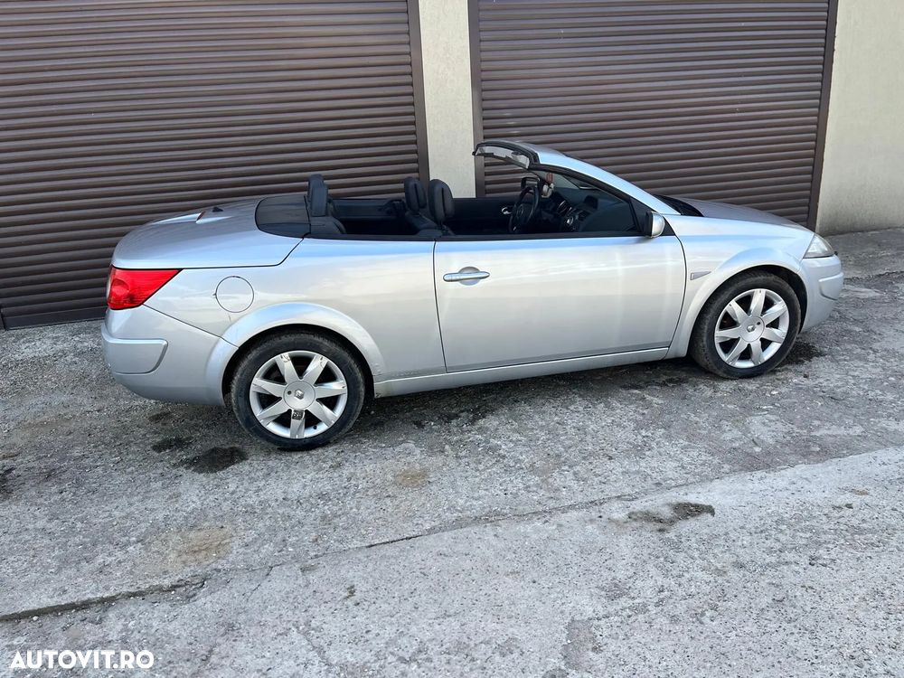 Renault Megane - 11