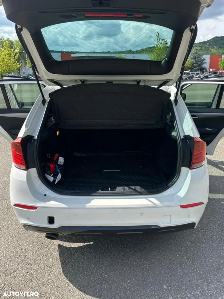 BMW X1 xDrive18d - 10