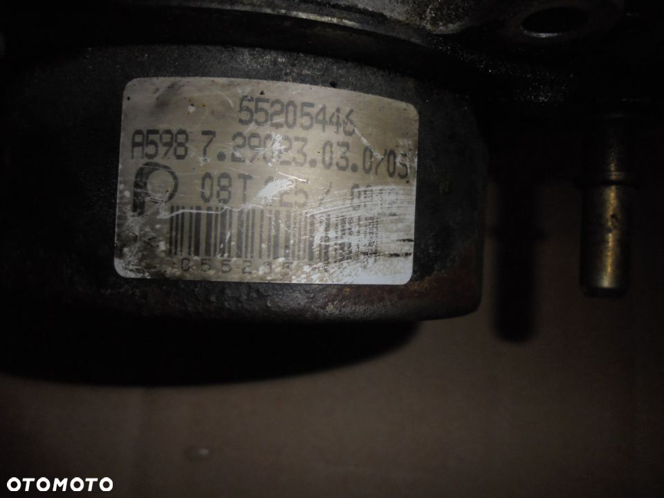 Vacum pompa opel saab95 1.9 ttid 2.0 cdti 55205446 - 3