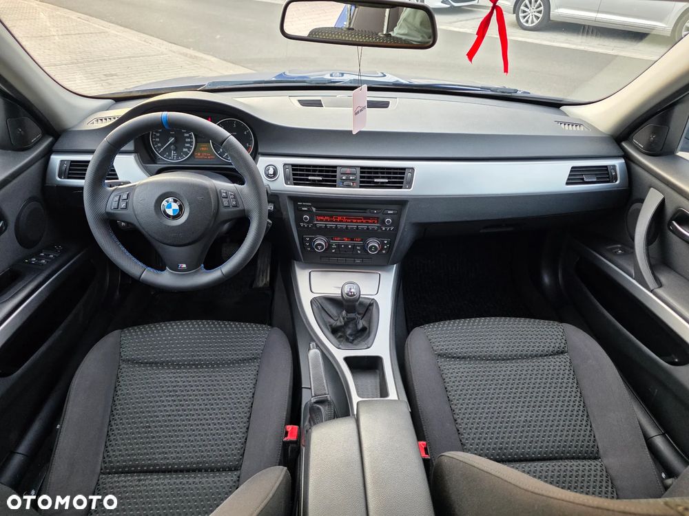 BMW Seria 3 320d - 18