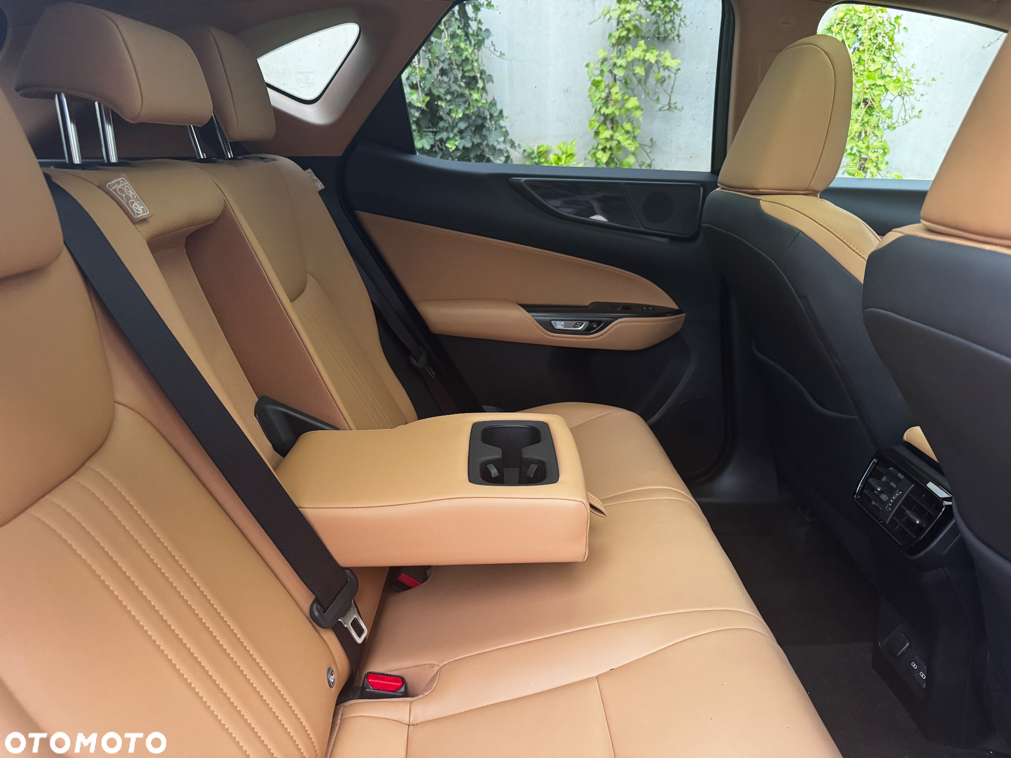 Lexus NX - 9
