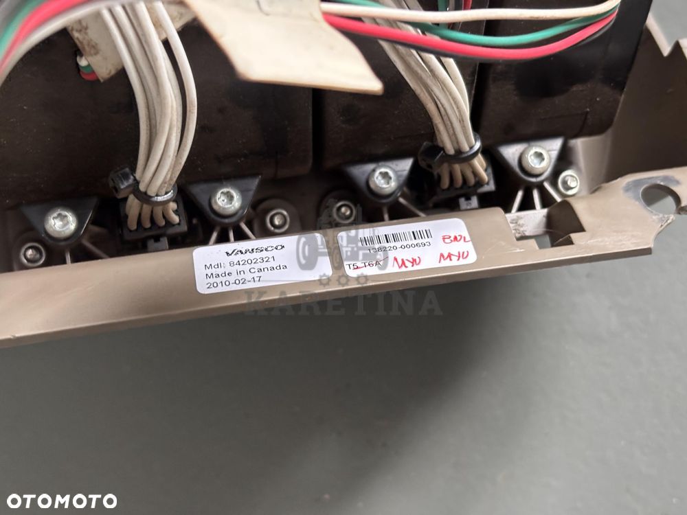 Case Magnum Puma Joystick Panel Przełącznik Przycisk 90493671 84208739 - 6