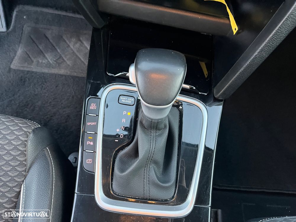 Kia Ceed SW 1.6 GDi PHEV Tech 6DCT - 32