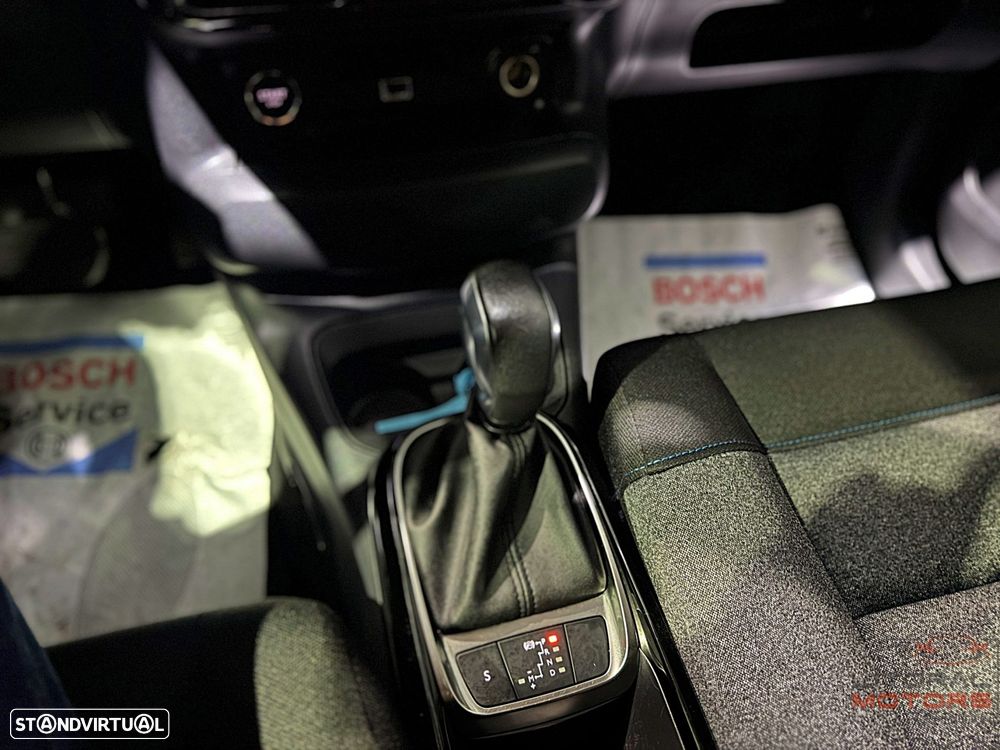 Citroën C4 Cactus 1.2 PureTech Shine EAT6 - 28