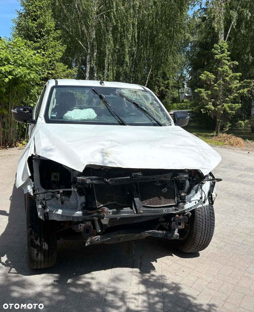 Isuzu D-MAX - 3