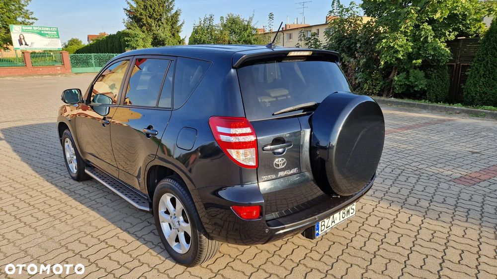 Toyota RAV4 2.2 D-4D Premium - 4