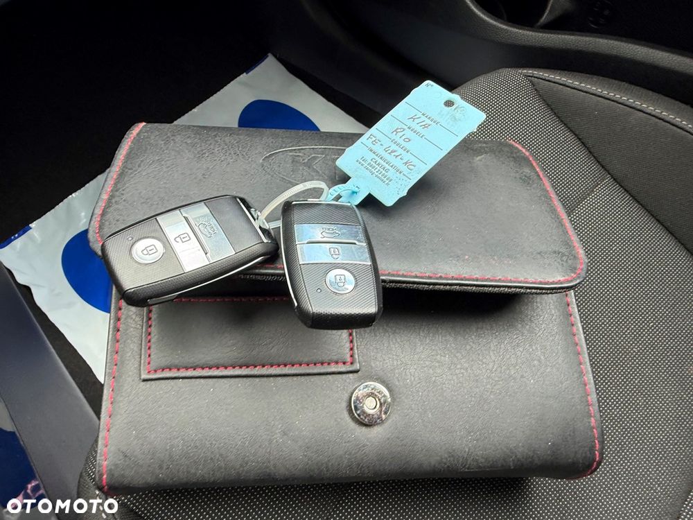 Kia Rio 1.0 T-GDI 100 Dream-Team Edition - 31