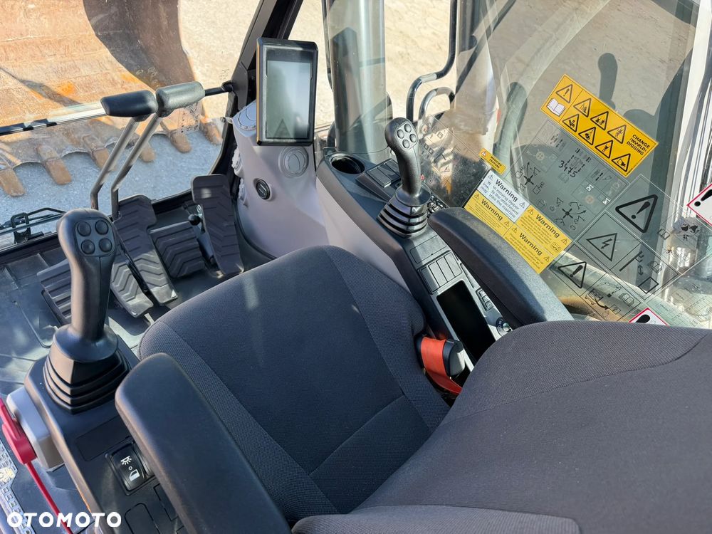 Volvo EC220EL - 17