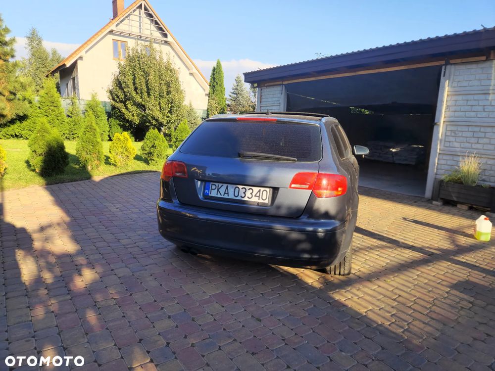 Audi A3 Sportback 2.0 TDI Quattro Ambition - 4