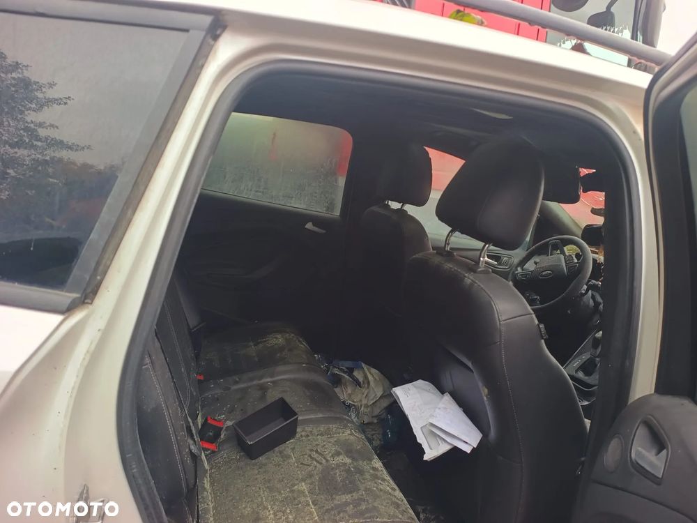 Ford Kuga 2.0 TDCi AWD ST-Line Black - 4