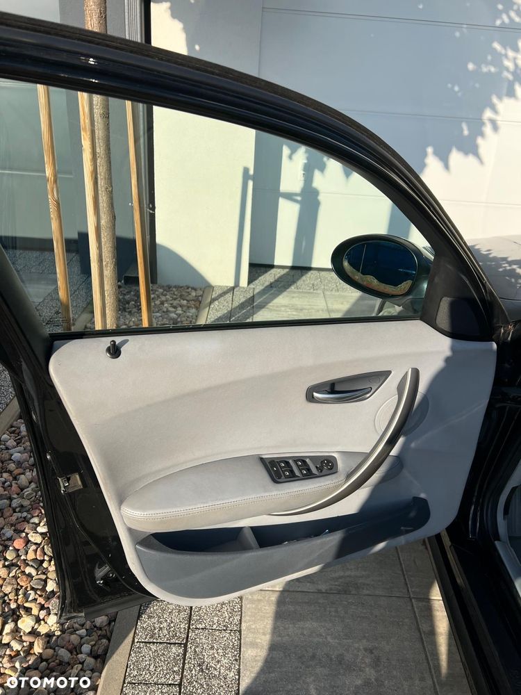 BMW Seria 1 118d - 16