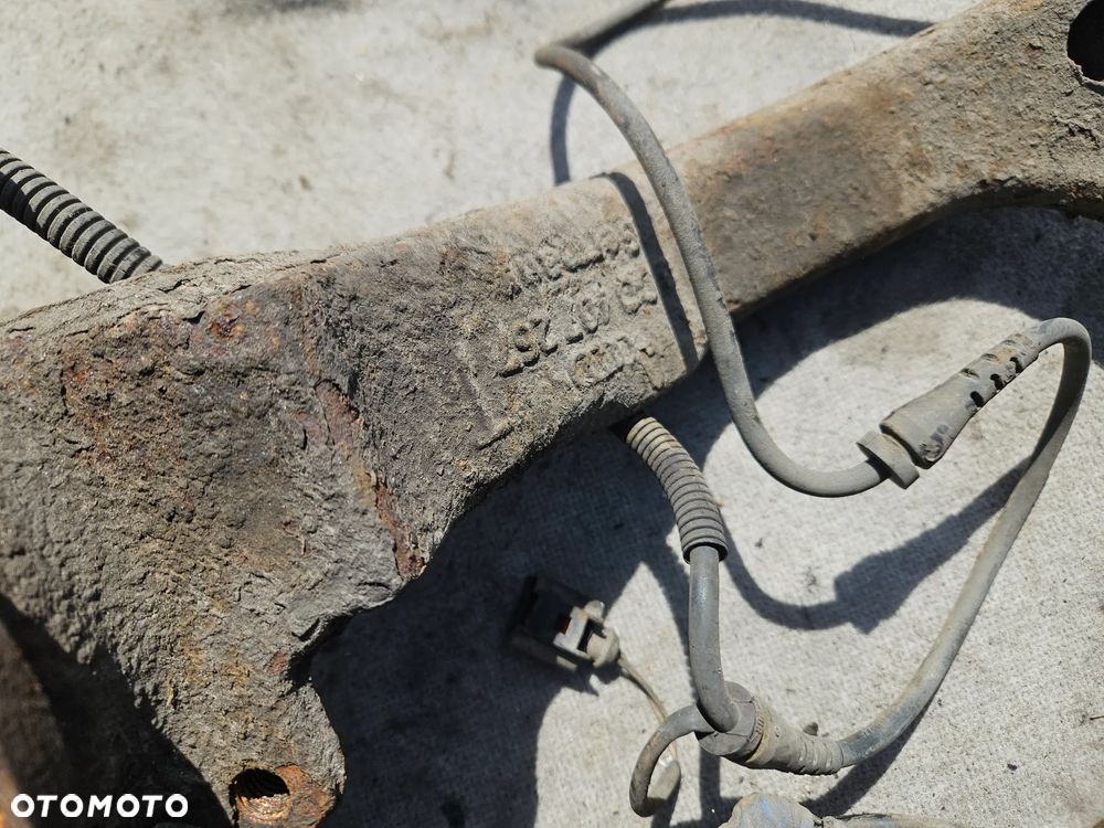 Zwrotnica piasta lewa prawa przód ABS Audi A6 C5 A4 B5 VW Passat B5 1,9 TDI 8D0407258T 8D0407257T 8D0407257AC 8D0407258AC - 5