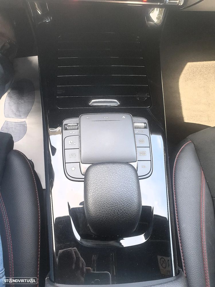 Mercedes-Benz A 180 d AMG Line Aut. - 30