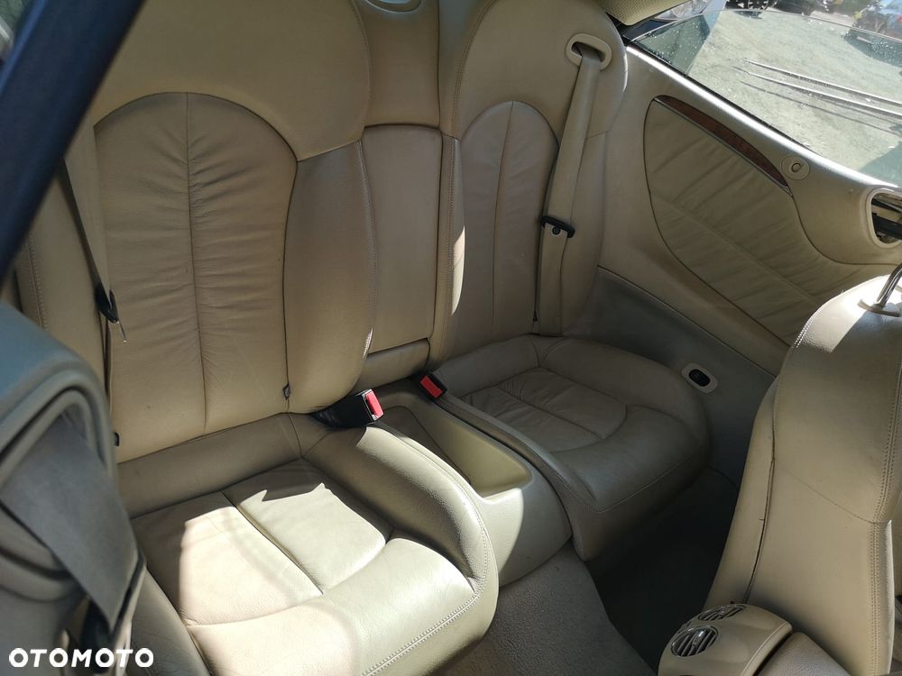 Mercedes-Benz CLK 350 7G-TRONIC Avantgarde - 28