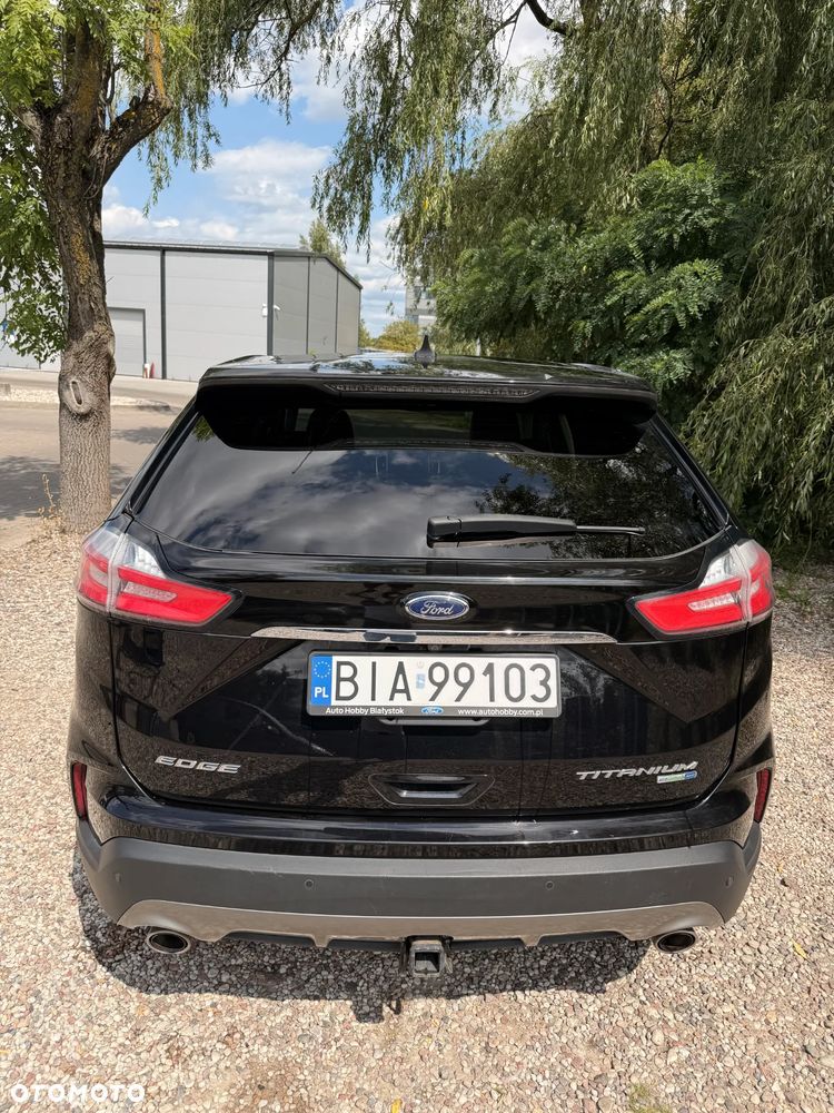 Ford Edge - 8