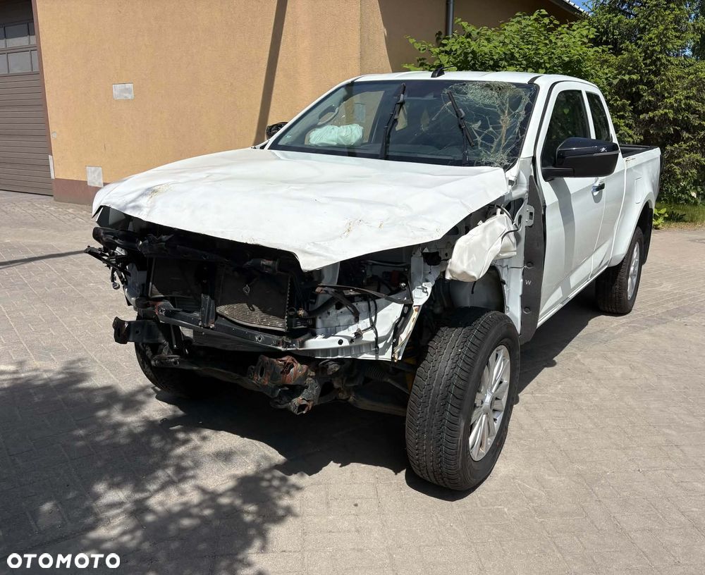 Isuzu D-MAX - 2