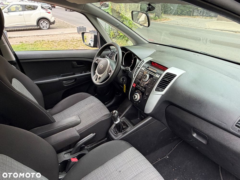 Kia Venga 1.4 CVVT Dream Team Edition - 8