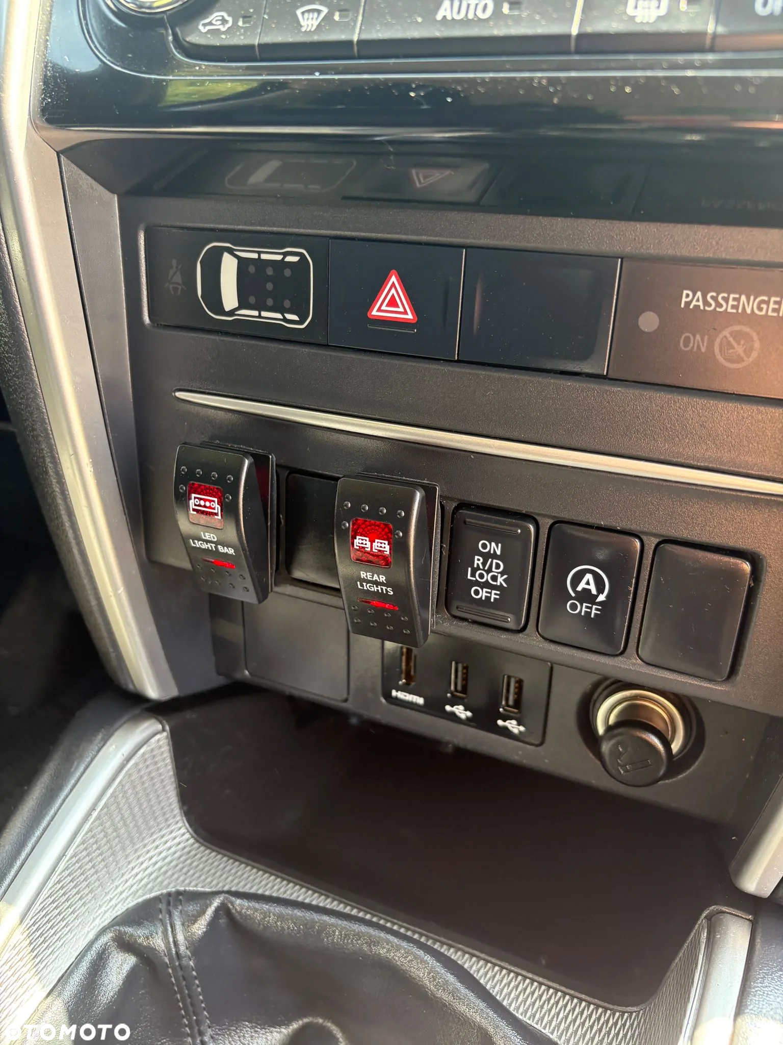 Mitsubishi L200 - 11