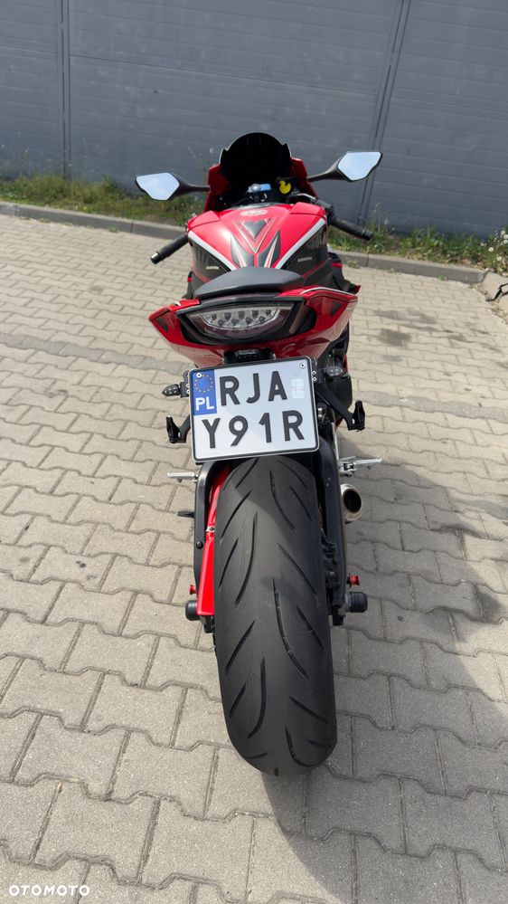 Honda CBR - 14