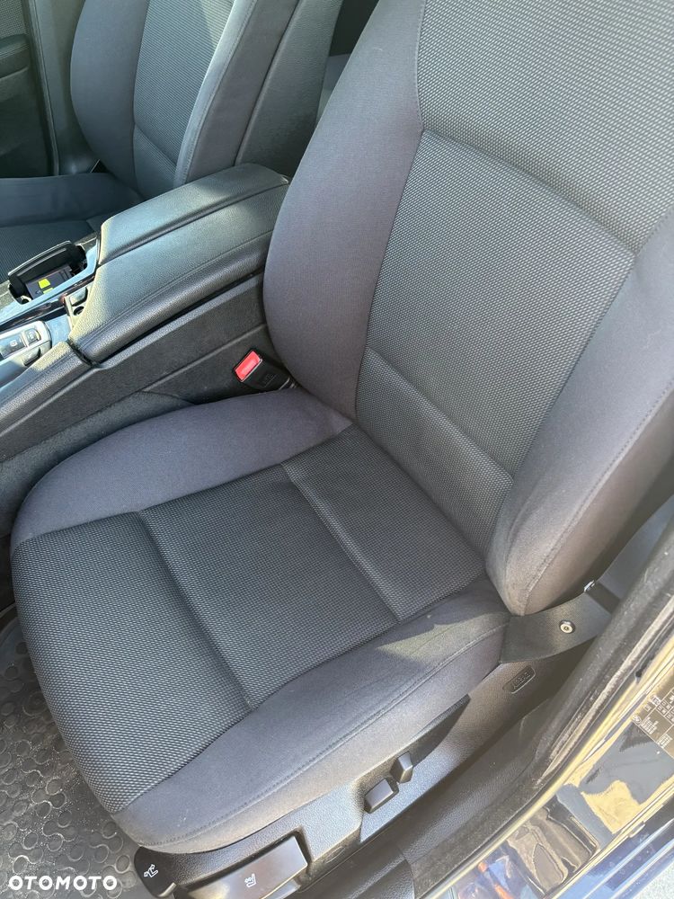 BMW Seria 5 520d - 11