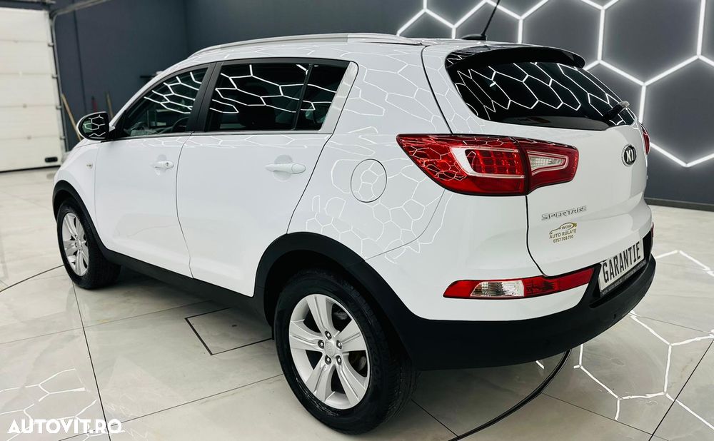 Kia Sportage 1.7 CRDI 2WD Attract - 4
