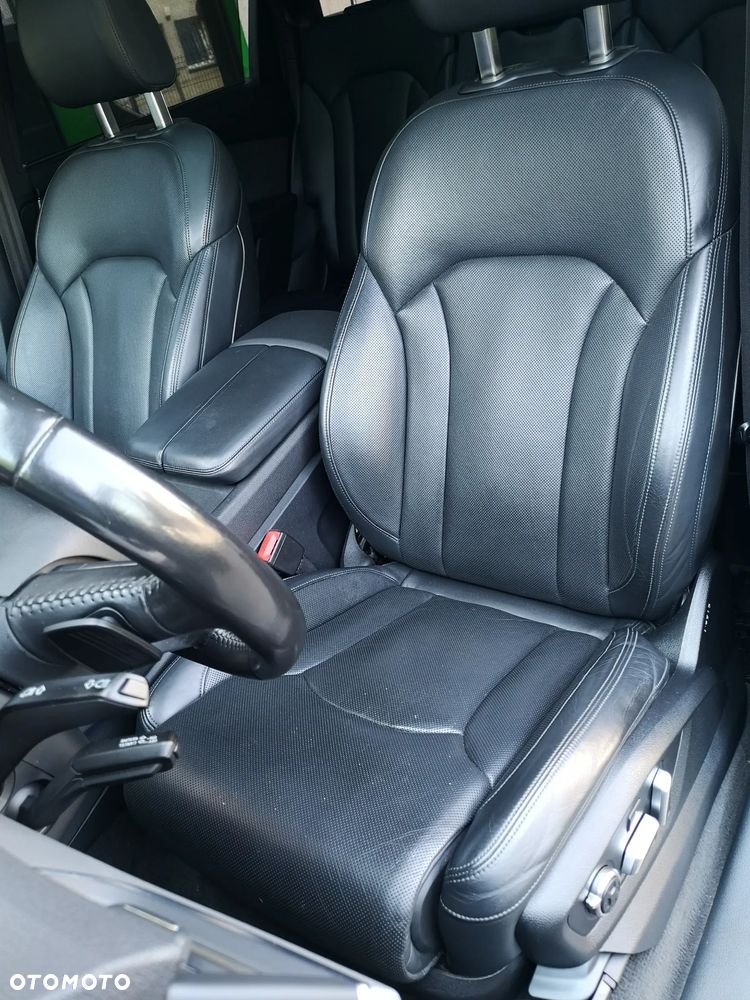 Audi Q7 3.0 TFSI Quattro Tiptronic - 25