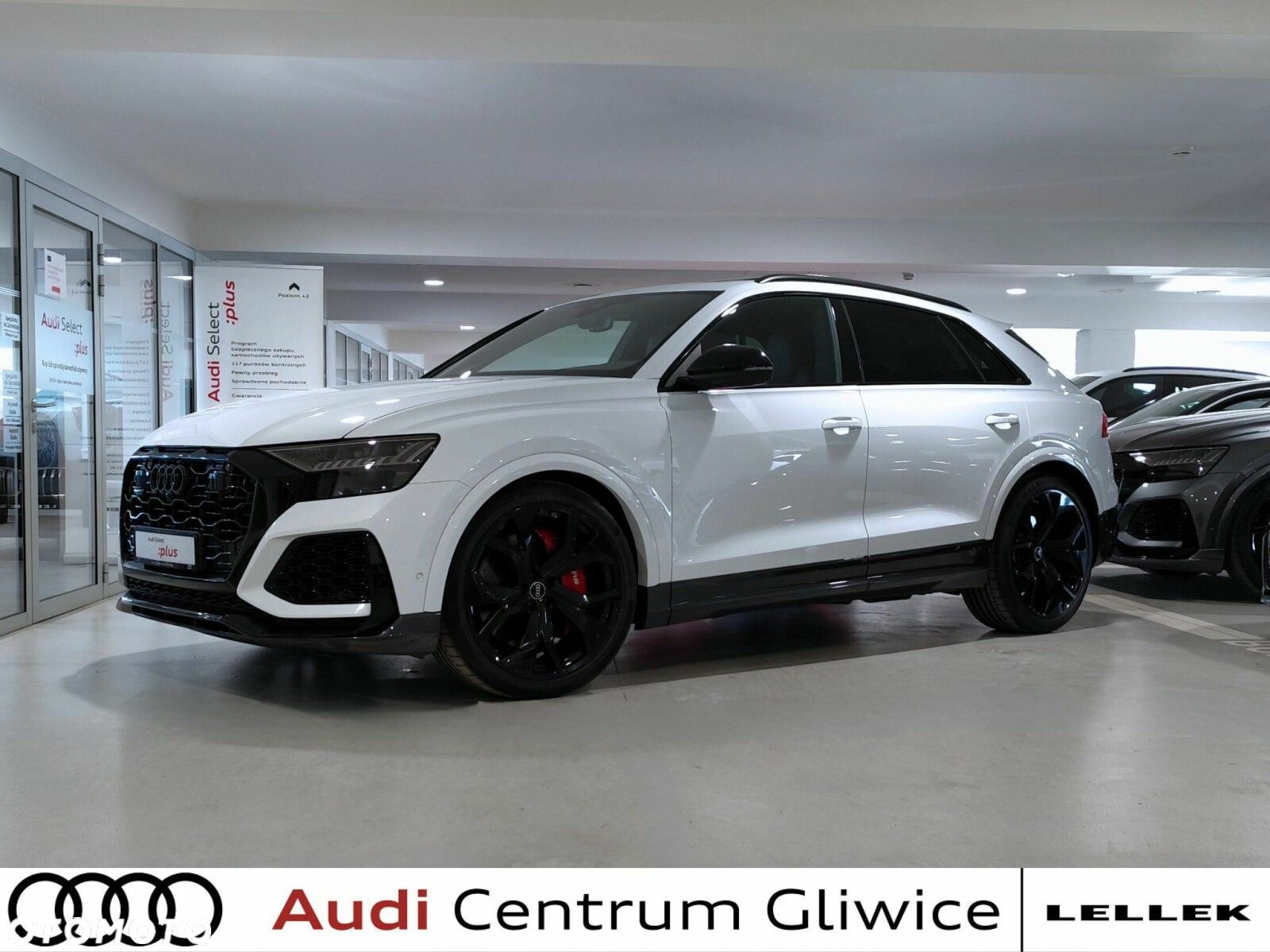 Audi RS Q8 - 1