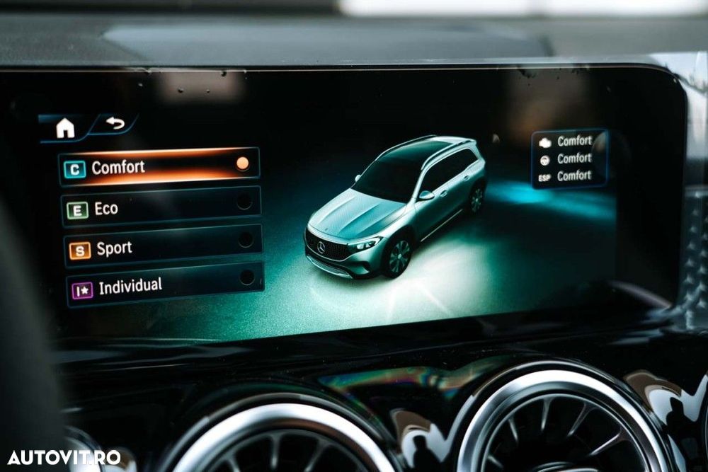 Mercedes-Benz EQB 300 4MATIC - 31