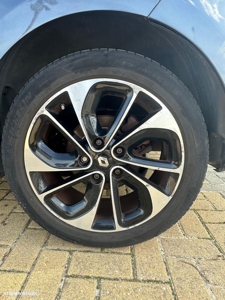 Renault Mégane 1.5 dCi Bose Edition - 17