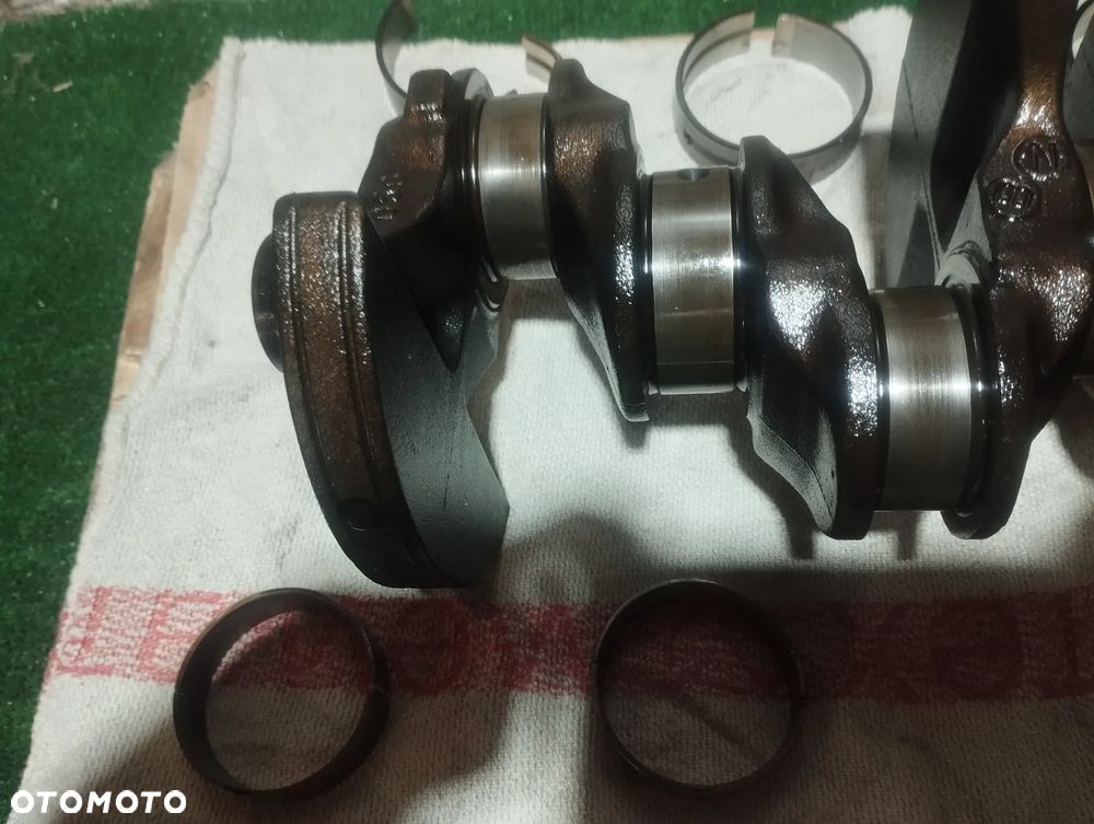 WAŁ KORBOWY PANEWKI HUB72 BMW E81 E87 1.6i 2011 ROK N45B16AC - 4