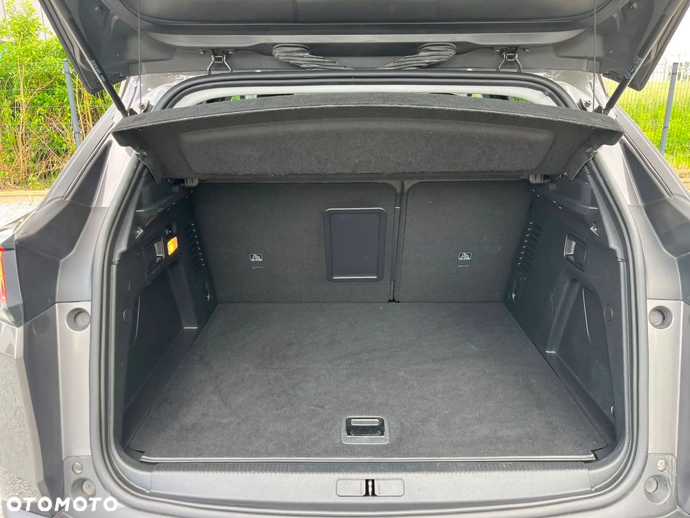 Peugeot 3008 225 e-EAT8 Allure Pack - 37