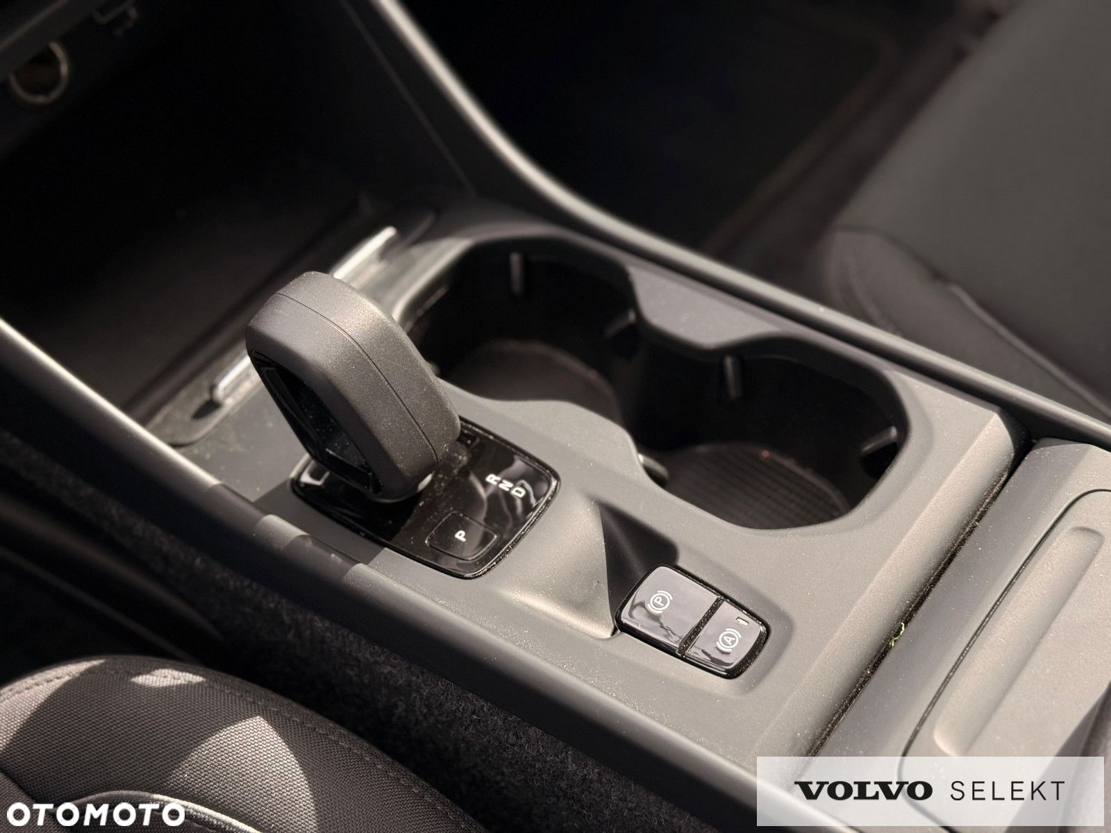 Volvo XC 40 - 22