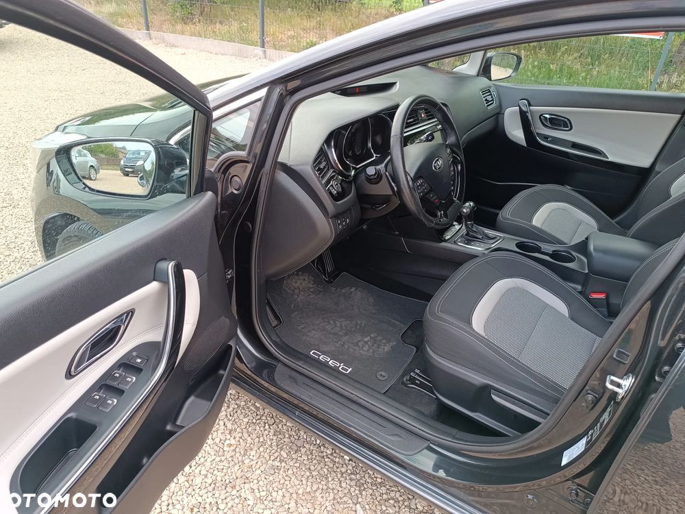 Kia Ceed 1.6 CRDi S - 26