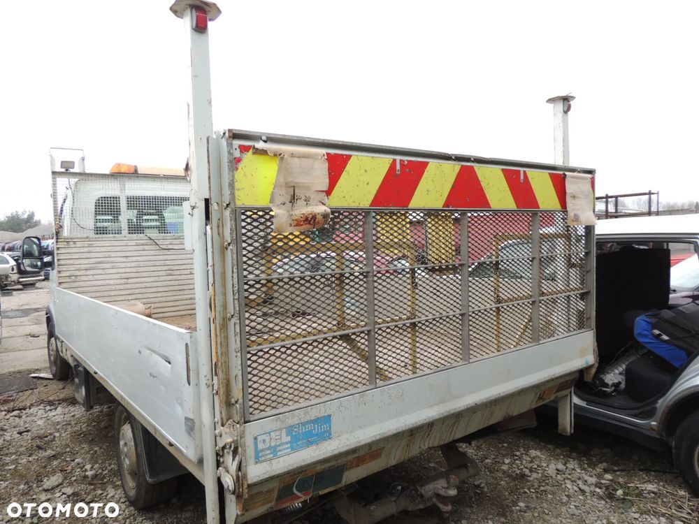 Skrzynia ładunkowa z platformą elektryczną - 2