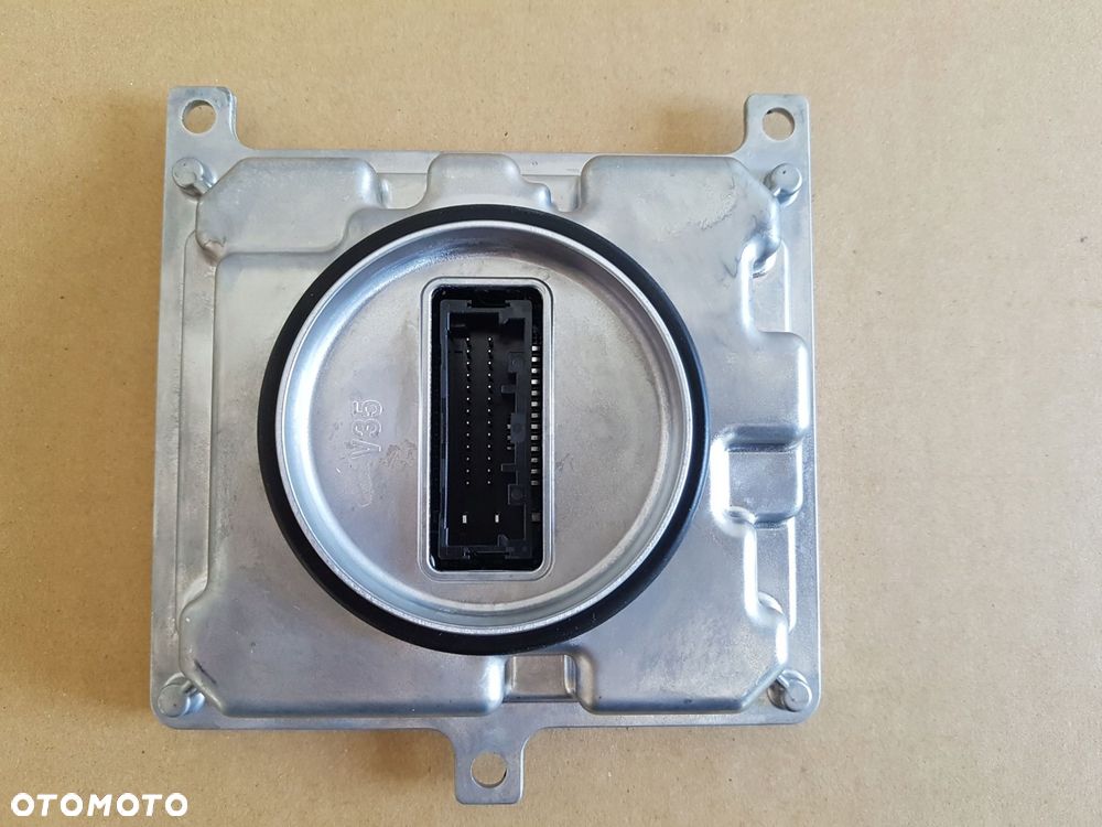 mazda moduł przetwornica led e dptj-67890 - 3