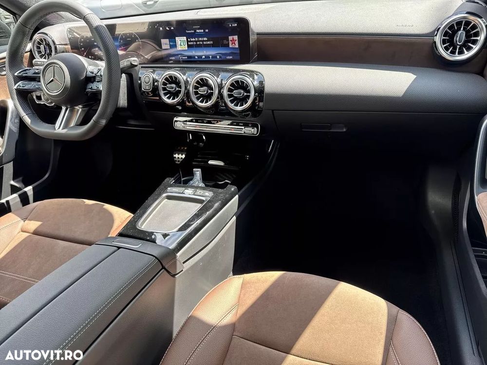 Mercedes-Benz A 200 MHEV 7G-DCT - 11