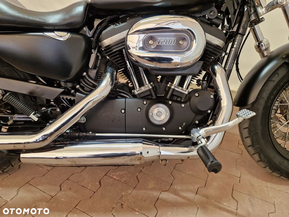 Harley-Davidson Sportster Custom 1200C - 26