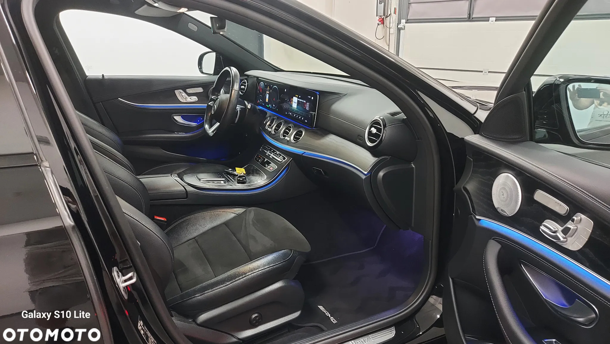 Mercedes-Benz Klasa E 300 de 4Matic T 9G-TRONIC AMG Line - 8