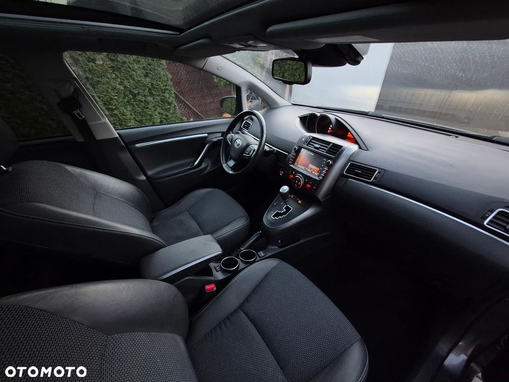 Toyota Verso 1.8 Prestige EU5 MS - 11