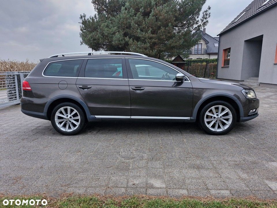 Volkswagen Passat Alltrack - 8