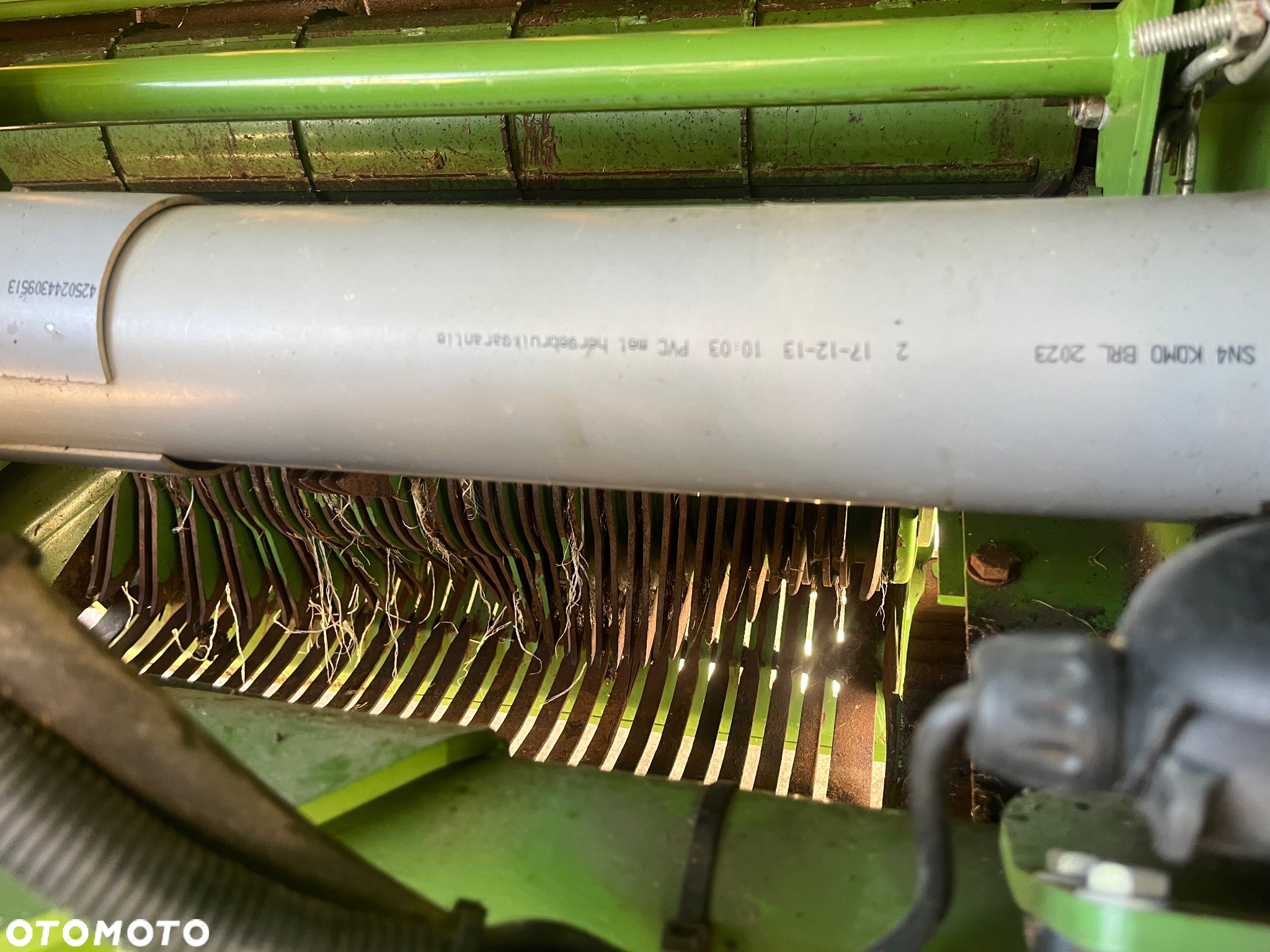Krone Cf 155 combi xtreme fabrycznie mocniejsza prasa na długie prace w polu - 13