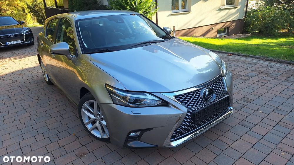 Lexus CT Executive Line - 1