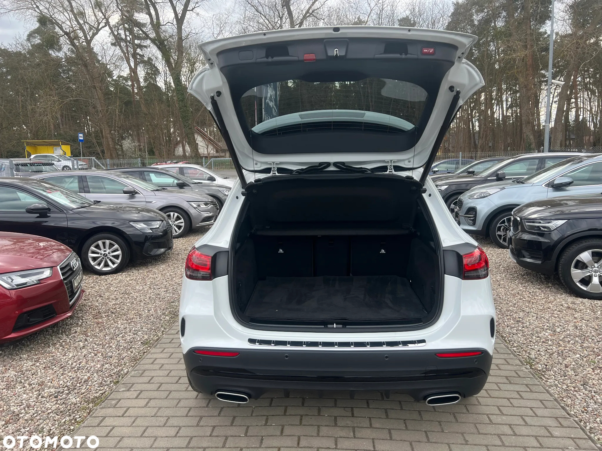 Mercedes-Benz GLA 200 d AMG Line - 3